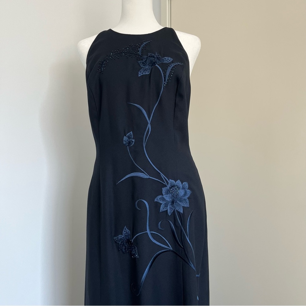 Vintage Reggio navy gown. Size 6.